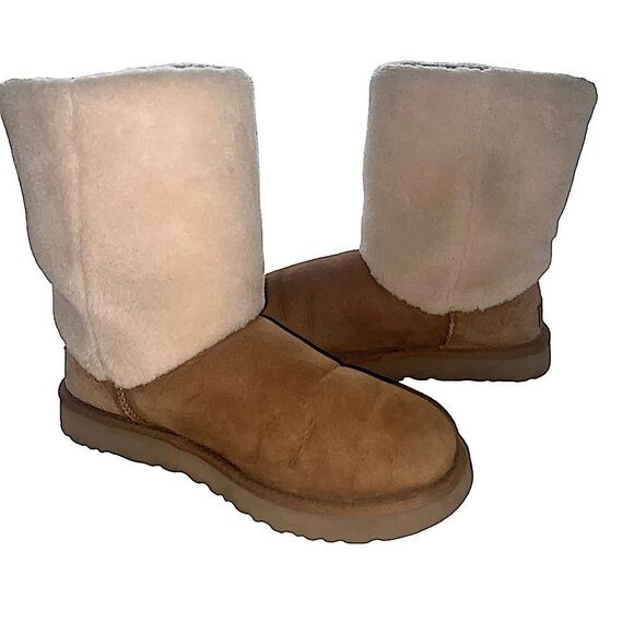 UGG Wm’s Sz 9 Chestnut Brown Classic Short ll Sherpa Cuff Mid Calf Warm Boot - Picture 1 of 10